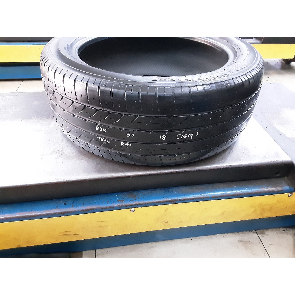 Used Tyre Secondhand Tayar TOYO TRANPATH R30 235/50R18 60% Bunga 