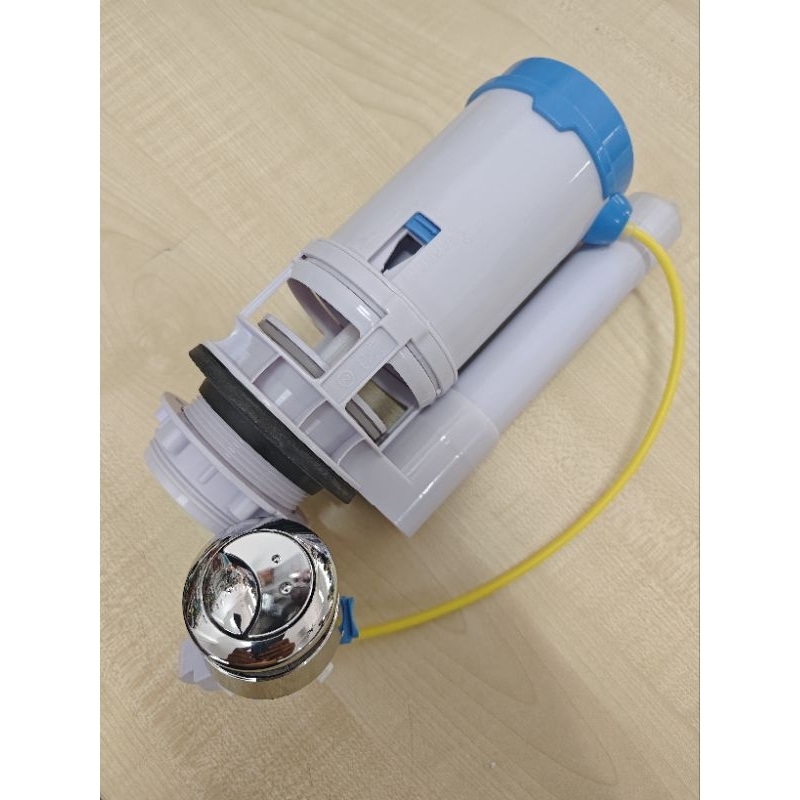 LS GEMILANG Toilet Flush Valve Press Button Lever Handle Valve Outlet ...
