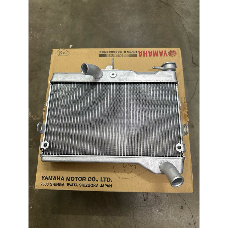 RADIATOR ASSY MT07 MT09 XJ6 100% ORIGINAL | Shopee Malaysia