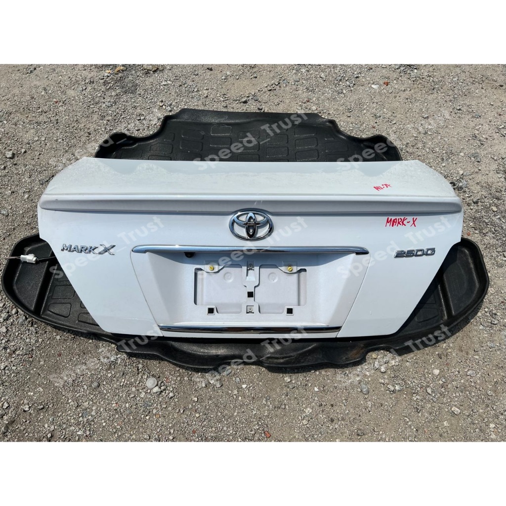 Original USED Rear Bonnet Bonet With Spoiler Wing Lock Emblem Logo ...