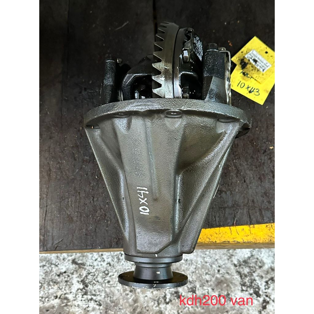 TOYOTA KDH200 VAN DIFFERENTIAL REAR GEAR AXLE REAR GEARBOX USED ...