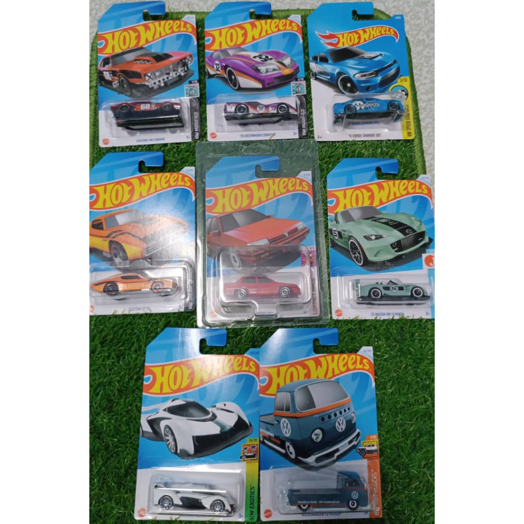 Hot Wheels Lot of sold 7