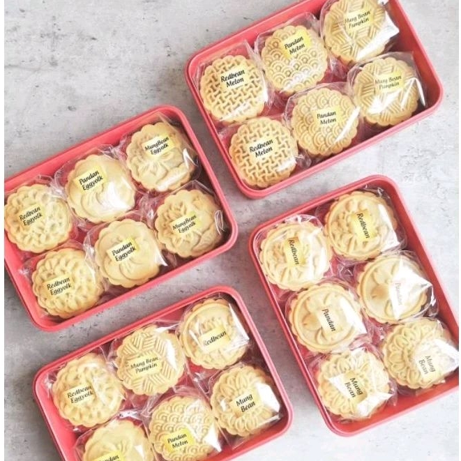 Mooncake Halal Traditional/Classic Mini Set by Nissrina 迷你月饼 6pcs/box