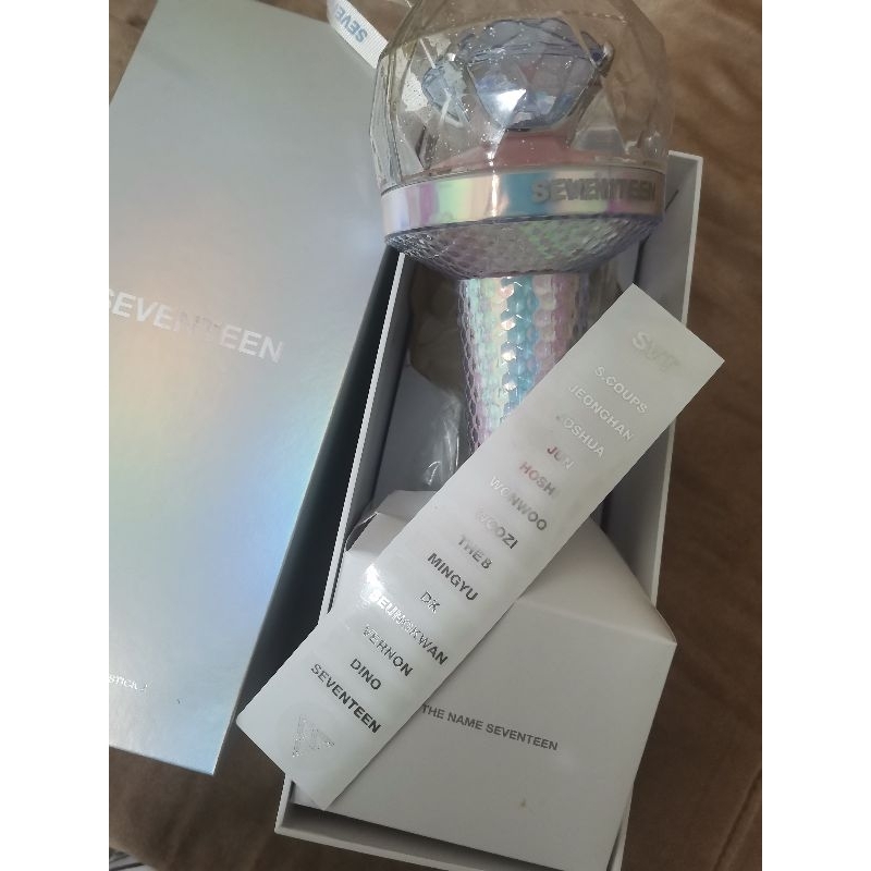 Berapa Harga Lightstick BTS Jual Officially on Shopee Indonesia? Dive into the Price Truth Behind BTS’s Hottest Merch.