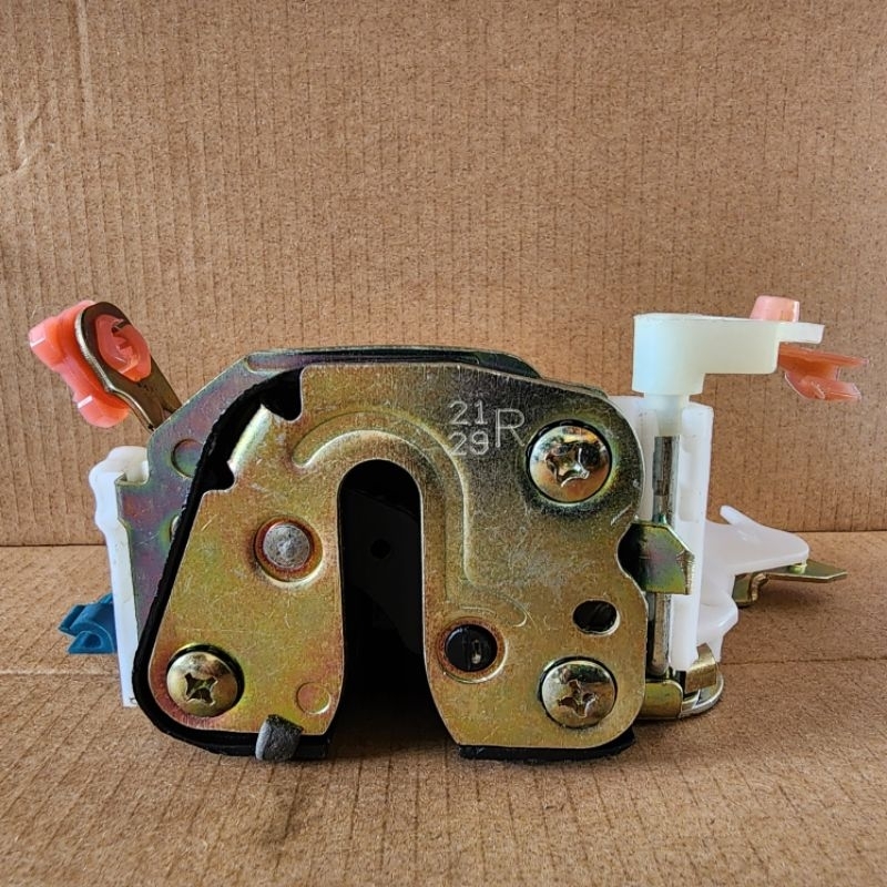 Nissan Frontier D22 Door Inner Lock Front Right New | Shopee Malaysia