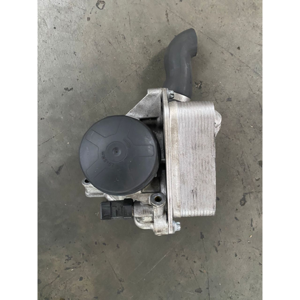 BMW E90 N52 ENGINE OIL FILTER HOUSING OIL COOLER 3 SERIES ORIGINAL