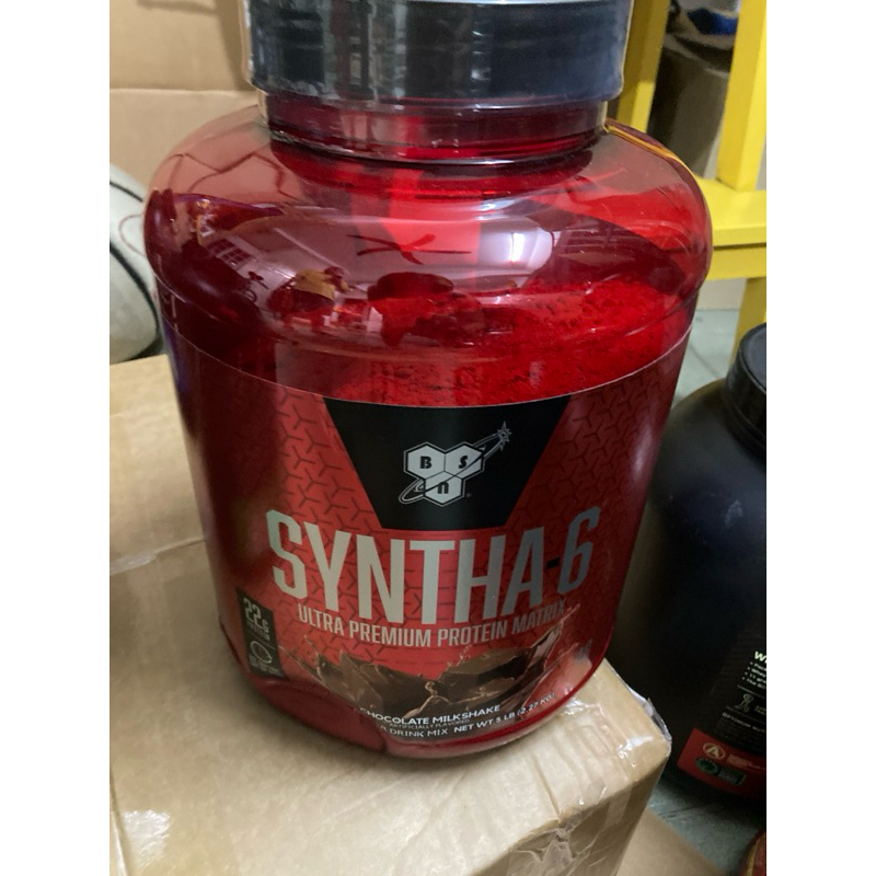 Slight Dented - Casein + Whey ) Bsn Syntha 6 Protein Whey . The Best 