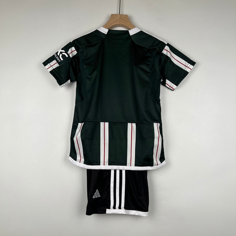 Kids football jersey sizes hot sale