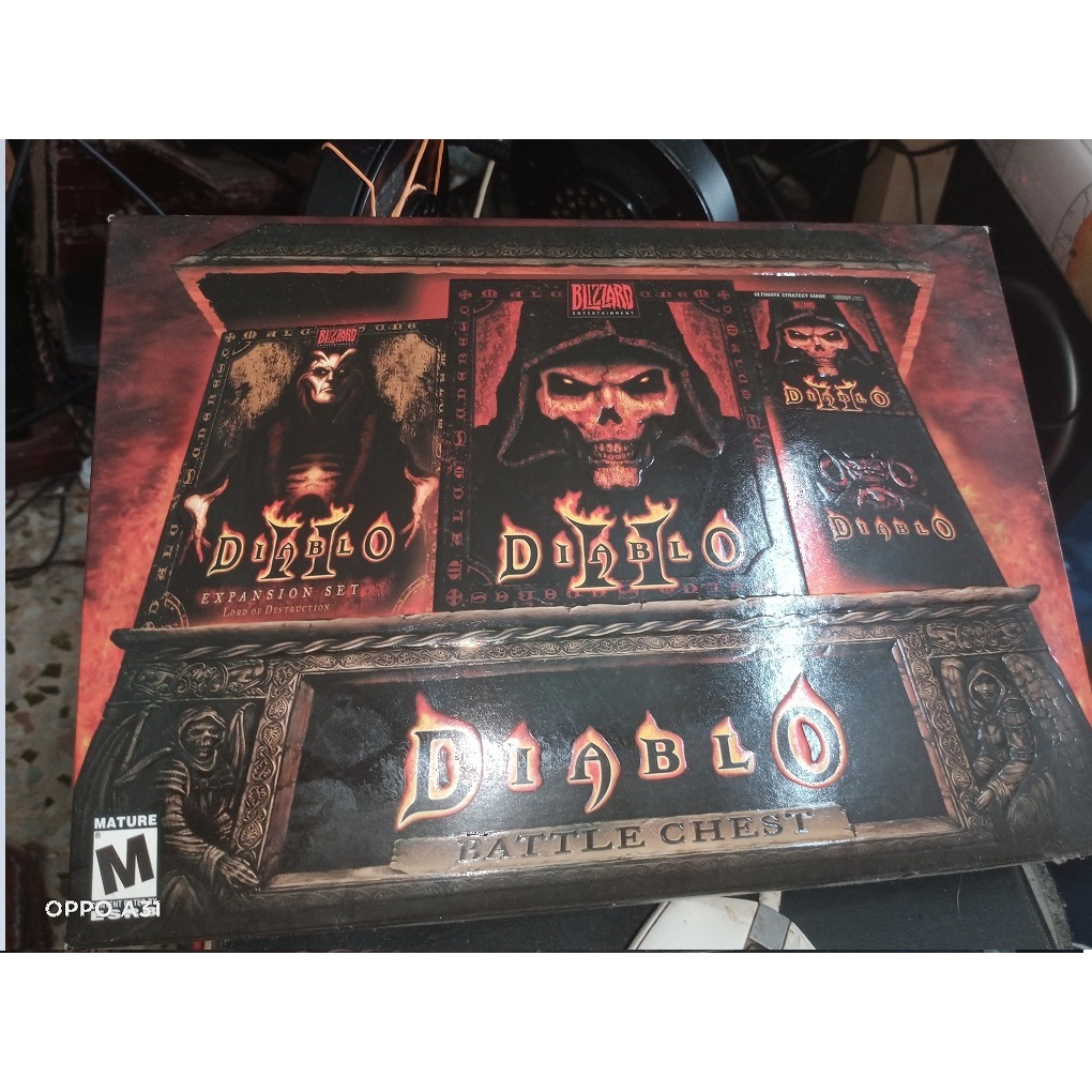 Diablo II Battle Chest + expansion pack + official guide Shopee