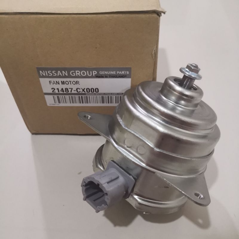 ORIGINAL NISSAN RADIATOR/AIR COND FAN MOTOR NISSAN SENTRA N16 X TRAIL