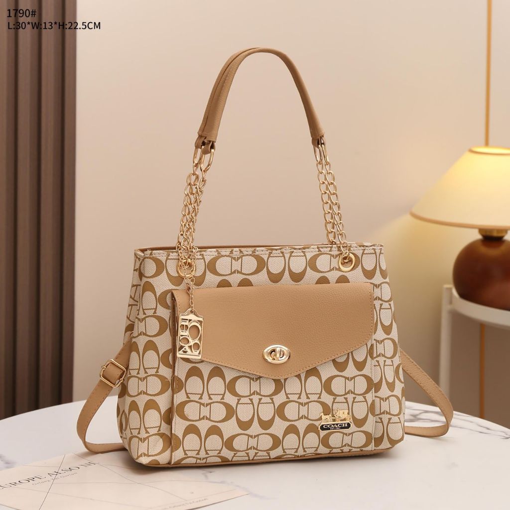 Coach sling chain bag deals