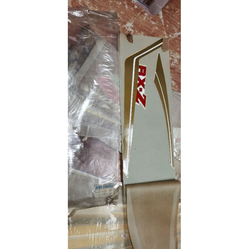 Body Sticker Yamaha RXZ 🔥 Old Stock 🔥 | Shopee Malaysia