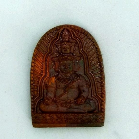 ( 2.3 X 3.1 CM ) 做5999枚名称 : 九面佛弓型模, 师傅 : LP THONG DAM, 庙名 : WAT THAMTAMPIAN  THONG, 佛历 : 2566, 原料 : 红铜 ORIGINAL COPPER