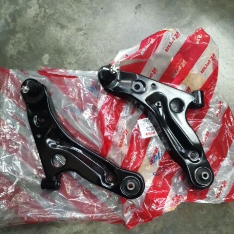 Suzuki Alto Lower Arm Set 45201M68K00 45202M68K00 Shopee Malaysia