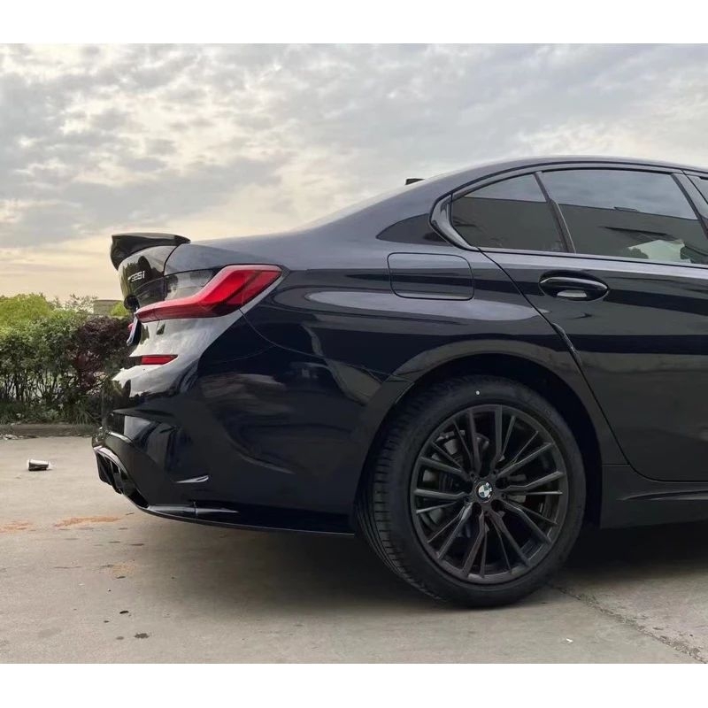 BMW G20 M SPORT REAR DIFFUSER WITH LED | Shopee Malaysia