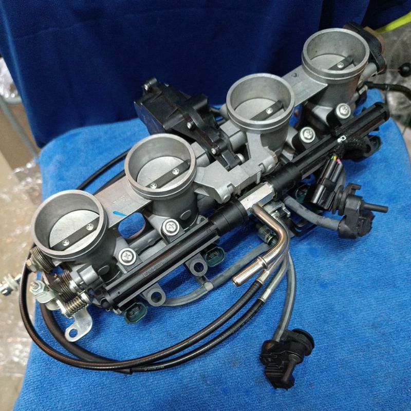 Kawasaki Z800 Throttle body assy full set original Shopee Malaysia