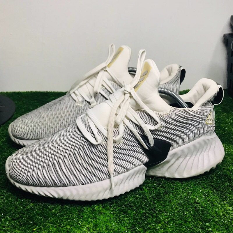 🔥 ADIDAS ULTRA BOOST🔥USED ITEM BUNDLE SNEAKER JOGGING RUNNING SHOES