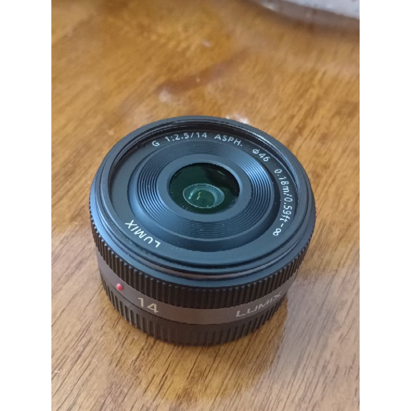 used Panasonic Lumix lens 14mm 2.5f ASPH, M43. made in Japan | Shopee ...