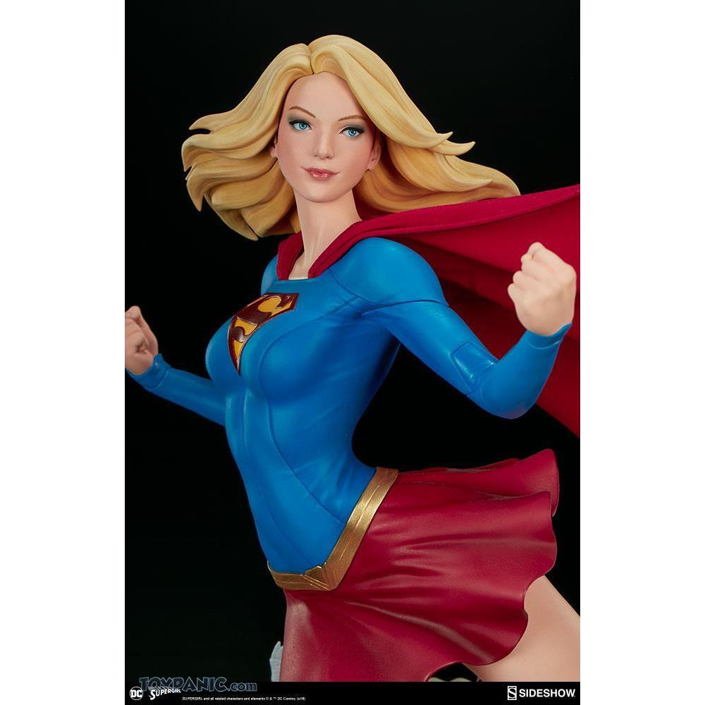 Statue SUPER GIRL Premium Format – Sideshow (doigt Recollé, Très Bon état)