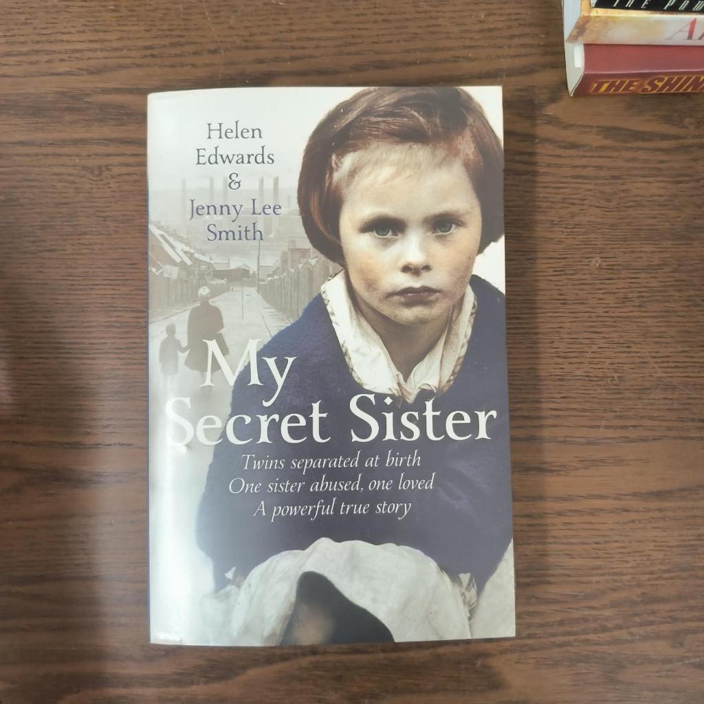 My Secret Sister by Helen Edwards, Jenny Lee Smith | Shopee Malaysia