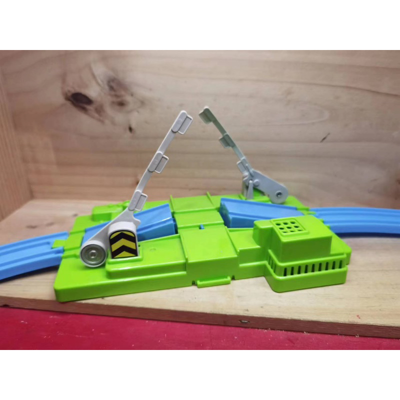 Takara Tomy Plarail Railroad Crossing Single Track set | Shopee Malaysia