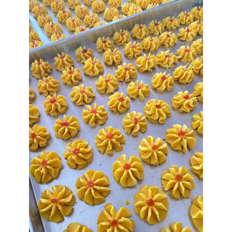 (-+50pcs) BISKUT RAYA DAHLIA/SEMPERIT | Shopee Malaysia