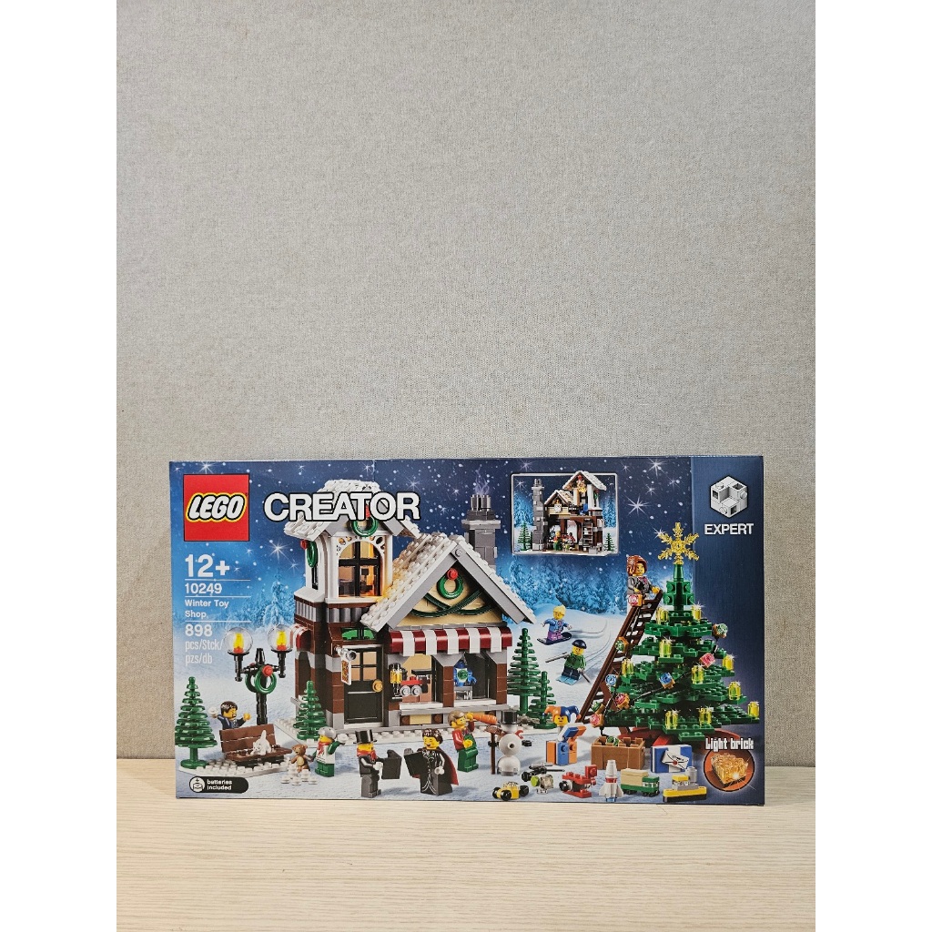 Lego creator 10249 winter toy shop sale