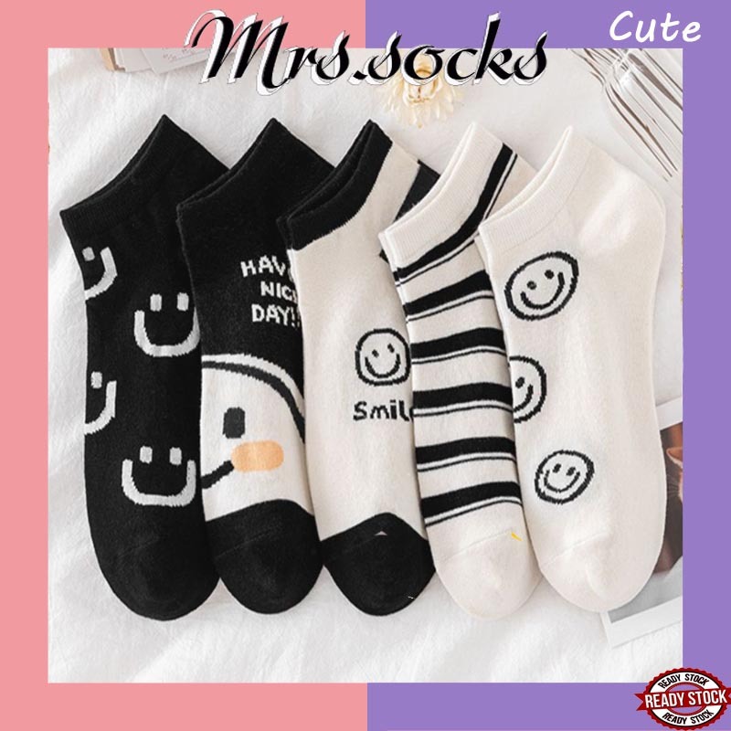 Mrs.socks Smiley Face Emoji Cute Socks Ankle Socks Women Stokin Pendek ...