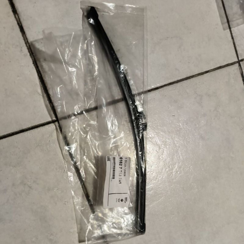 BMW X3 REAR WIPER BLADE (Authentication) Shopee Malaysia