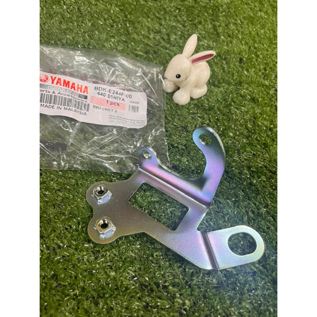 YAMAHA LC135 FI V8 RADIATOR BRACKET 2 100% JAMIN ORIGINAL YAMAHA 100% ...