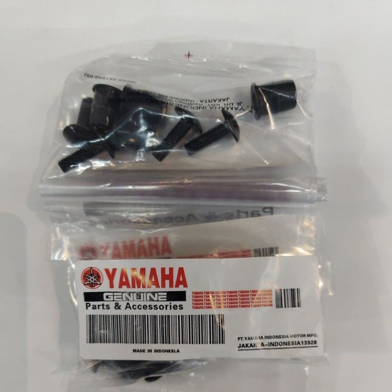 WINDSHIEND VISOR RUBBER NUT & SCREW BESI UNIVERSAL 1 PACK 4 PCS SET ...