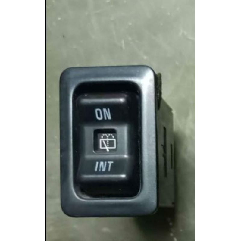 Passenger Power Window Switch For Mitsubishi Pajero / Shogun MK2 (1991-1997) – MB781916