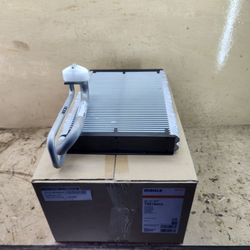 VOLVO FM16 / FM440 AIRCOND COOLING COIL ORIGINAL BEHR V6521003 | Shopee ...