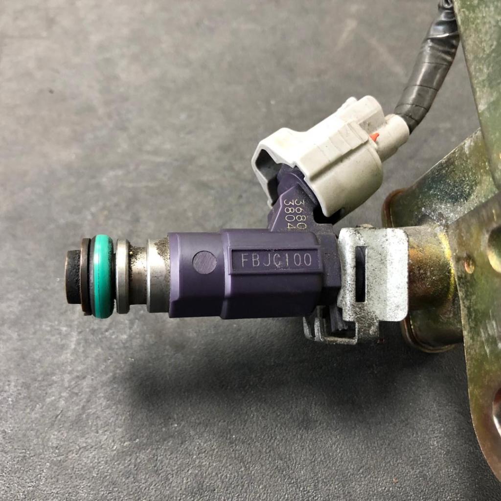 NISSAN SERENA C24 XTRAIL QR20 Fuel Injector FBJC100 Used Original ...
