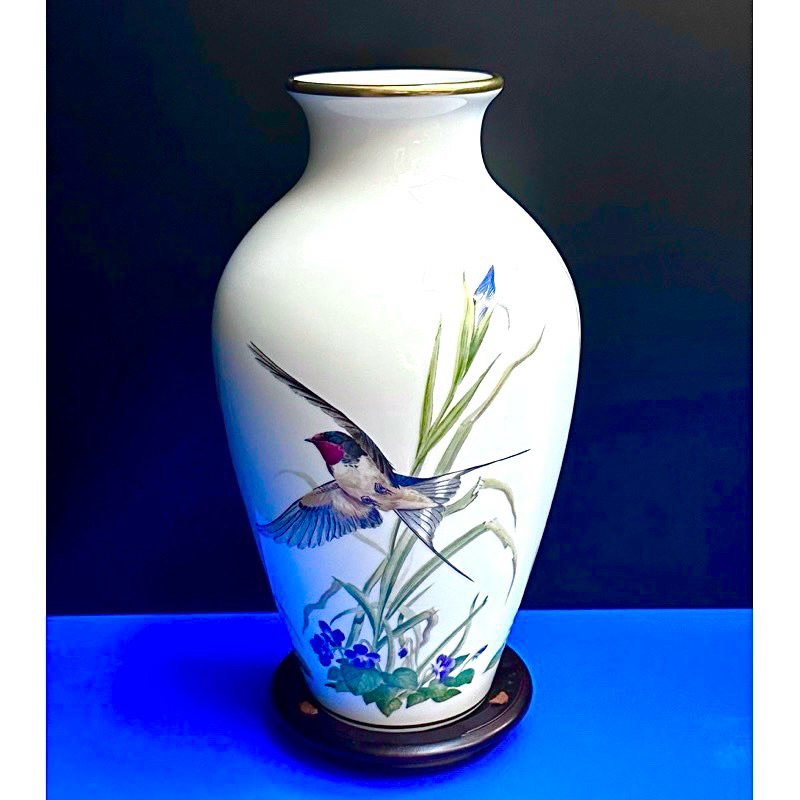 Franklin Porcelain The Meadowland Bird Vase By Basil Ede | Shopee Malaysia