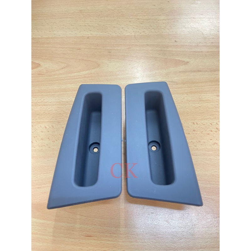 Pair Of Interior Door Pull Handles – Fits Isuzu NPR NPR-HD NQR NRR 1995-2007
