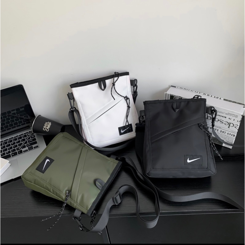 Nike store sling pouch