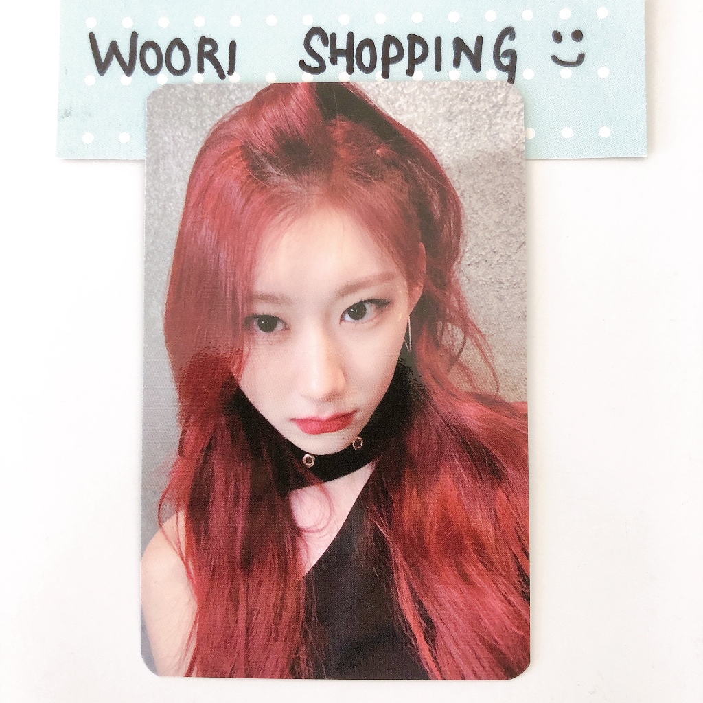 ITZY リア GUESSWHO withfans ホログラム トレカ ITZY リア トレカ GUESS WHO - メルカリ