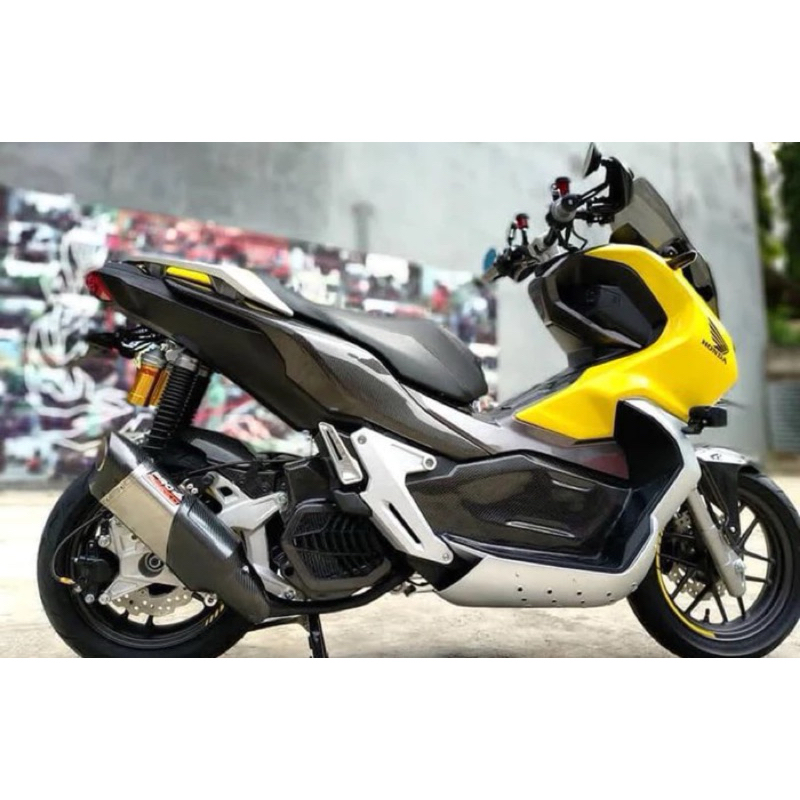 HONDA ADV 150 REAR HUGGER SET CARBON | Shopee Malaysia
