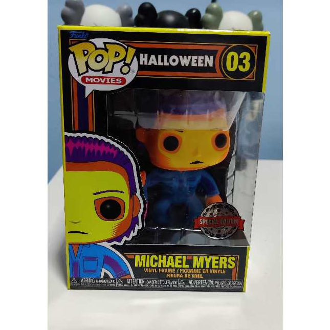 Funko Pop! Michael Myers - Halloween 03 Special Edition Blacklight ...