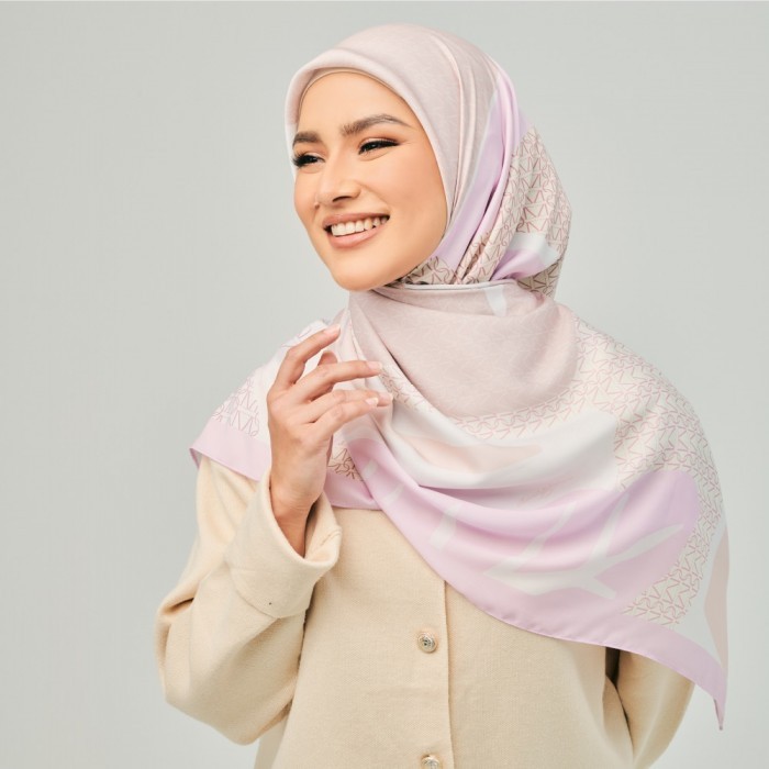 Az Ballerina Tudung Printed Satin by Ameera Zaini (Promotion) | Shopee ...