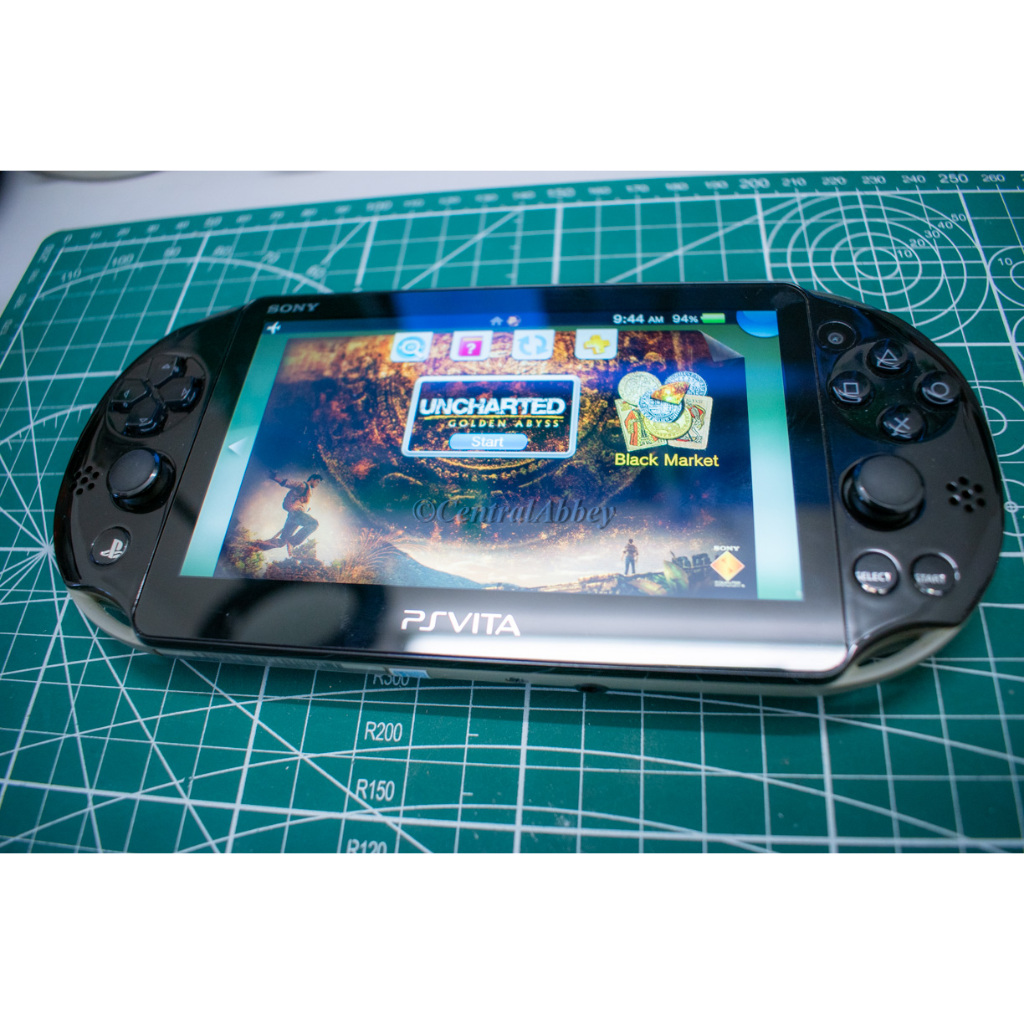 PS Vita 2000 Slim 2k Playstation portable Game Console 16GB CFW Henkaku