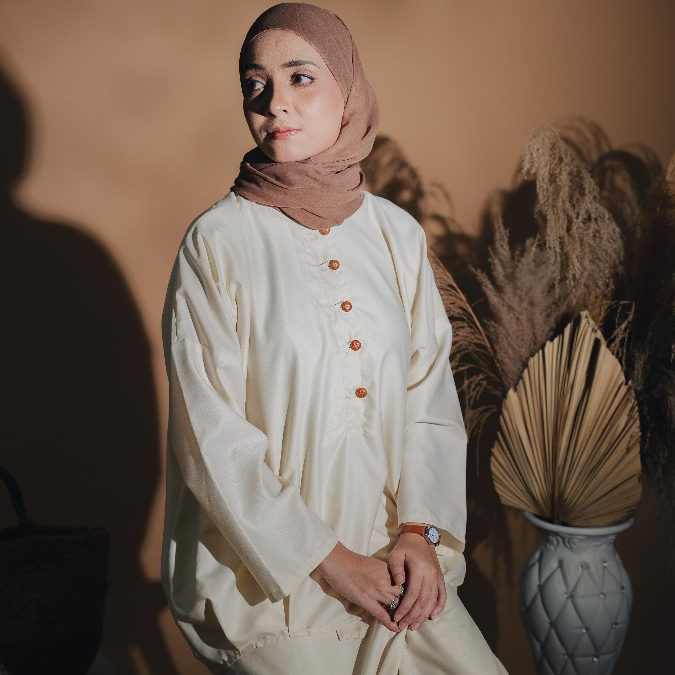 TUAHTIGA - Tiara Teratai Set with Pario Part 1 (Raya, Premium Cotton ...