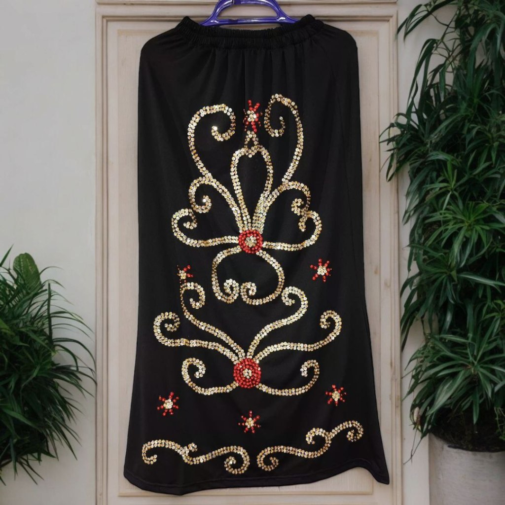 Skirt Panjang Labuci @ Sequin Corak Ukiran Orang Ulu Saiz XL | Shopee ...