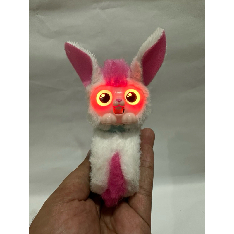Little Live Wrapples Interactive Slap Bracelet BONNIE | Shopee Malaysia