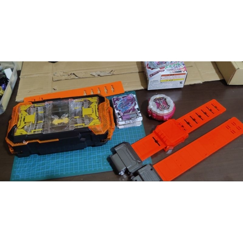 DX kamen rider Gotchard & decade ridewatch | Shopee Malaysia
