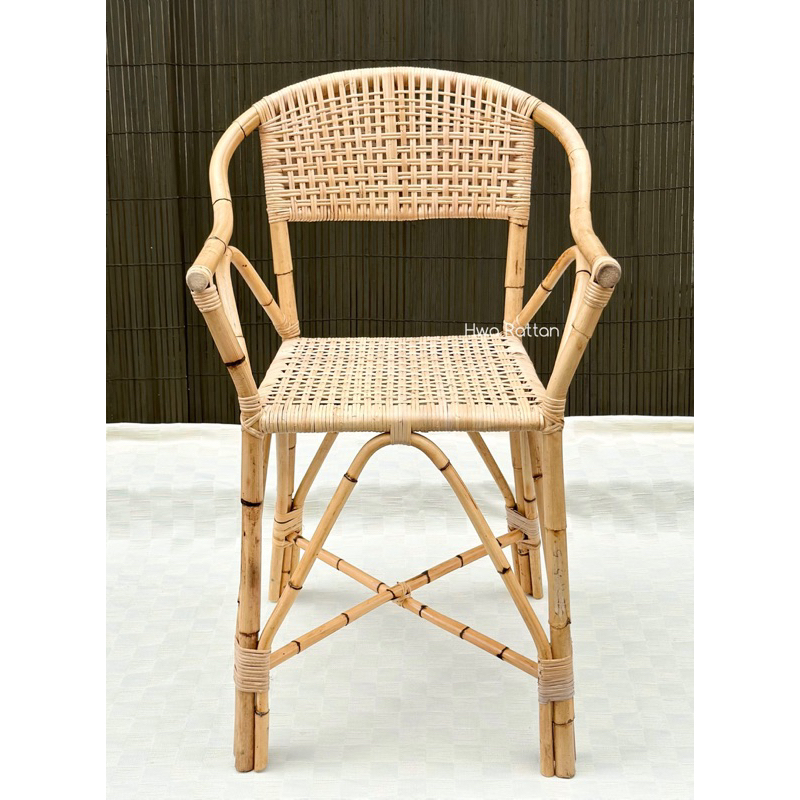 Tall deals rattan chair