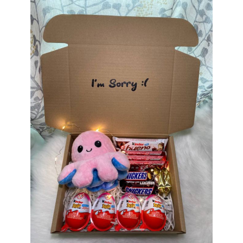 Gift Box Chocolate Kinder Joy Snickers Kinder Bueno Octopus Plushie