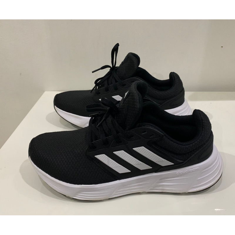 Kasut hotsell adidas running