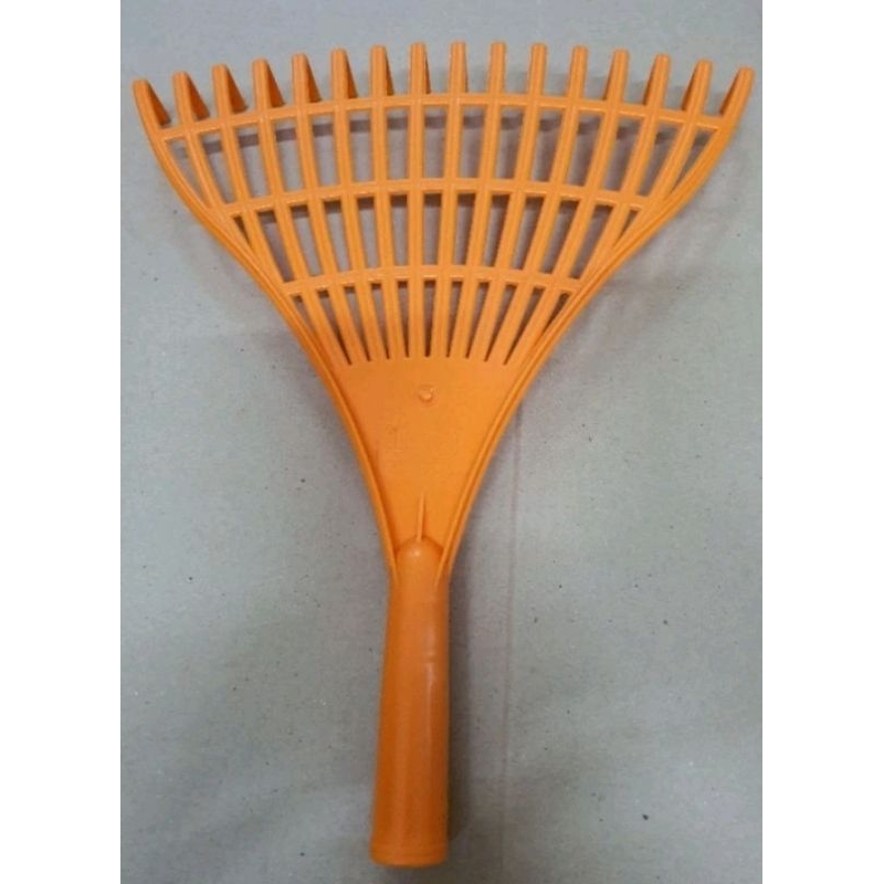 Penyapu Daun | Pencakar Buah Sawit | Plastic Rake | Original PP ...